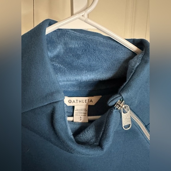 Athleta Blue Women's Sweater - Picture 3 of 4